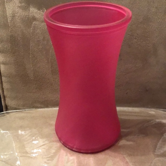 Other - Gorgeous Pink Vase